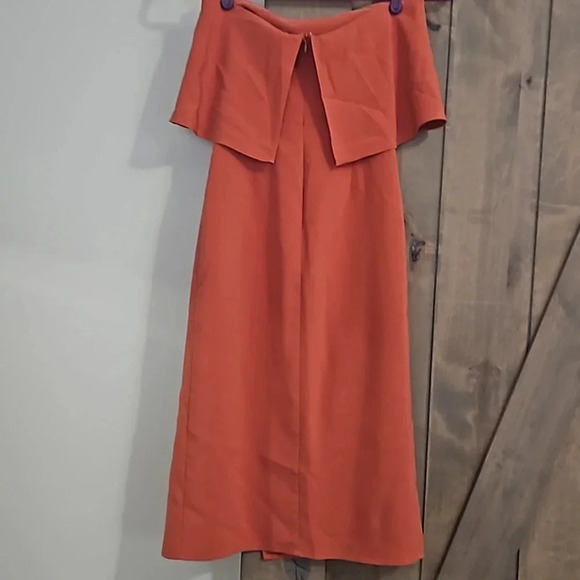 LOVER'S & FRIENDS Max Midi strapless Dress in Blood Orange. Size xs - Picture 10 of 13
